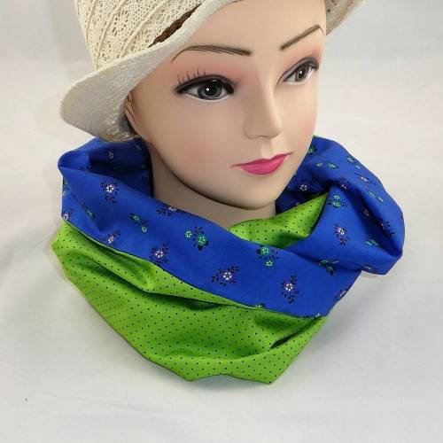 Schlauchschal, Trachtenschal in blau und grün, zum Wenden