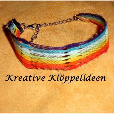 Armband geklöppelt Handarbeit Regenbogenfarben