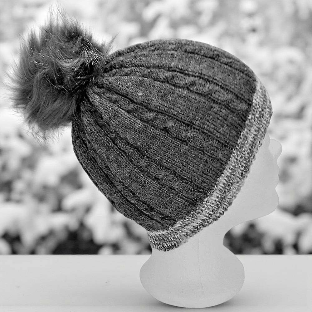 Strickanleitung für die Mütze Cortney mit mehreren Varianten Bild 1