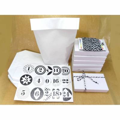 DIY, Adventskalender Selberbefüllen, Tüten Schachteln Aufkleber Twine schwarz weiß, Kraftpapier Bodenbeutel weiß, X-Mas, Advent