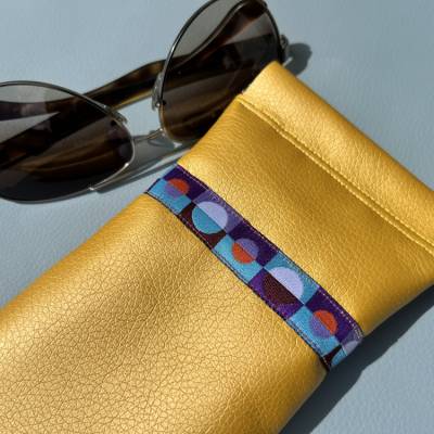 Brillenetui, Miss Marple – Edles Kunstleder-Etui mit Schnappverschluss