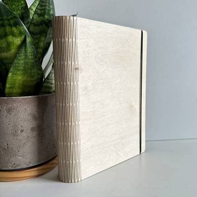 Holzbuch, DIN A5, Rohling zum Selbstgestalten, flexibler Buchrücken, Notizbuch Holz, Ringmechanik, blanko, unbehandelt