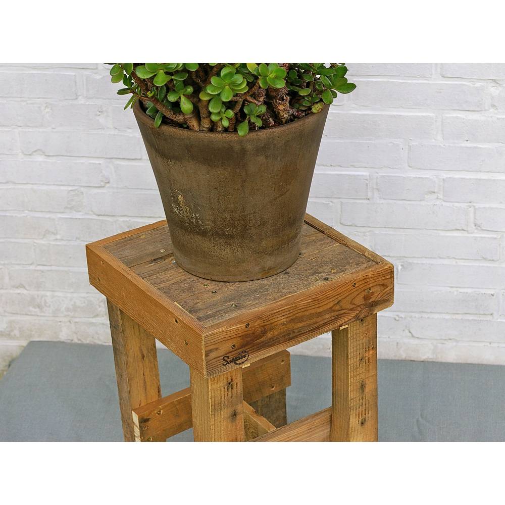 Blumenhocker aus Palettenholz – Stabiler Holzhocker, Beistelltisch & Nachttisch handgemacht Bild 5