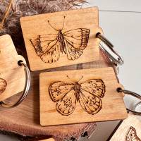 Schlüsselanhänger Schmetterling, Holz mit Schlüsselring