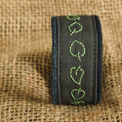 Stoffarmband mit Stickerei, Blätter