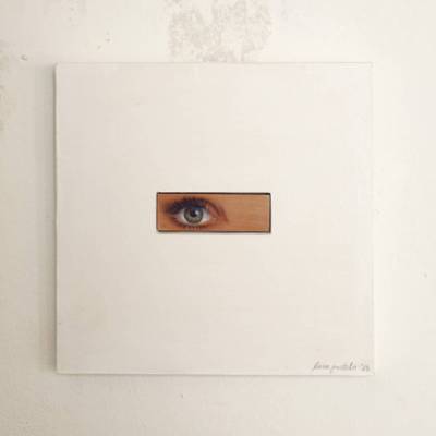 Originelle Kunstobjekt und Buchstütze Auge, Dekorative minimalistische Kunst 