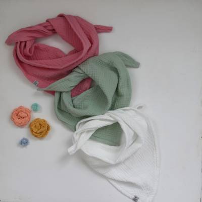 Dreieckstuch Musselin zimtblüte – Halstuch & Sabbertuch in 3 Farben, handgemacht