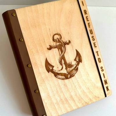 Notizbuch aus Holz, DIN A5, Buchrücken Apfelleder, Holzbuch Ringmechanik, Motiv Anker 