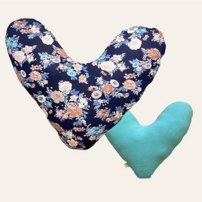 Herzkissen Nackenkissen Unterarmkissen Trösterkissen Blumen