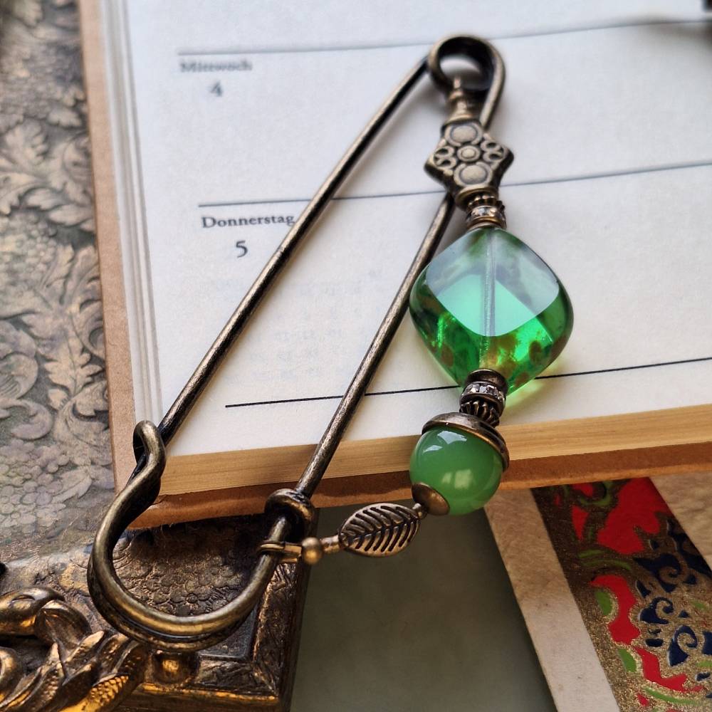 Tuchnadel Grün Liebe, sehr große Bronze Schalnadel böhmischen Glasperlen wie Jade N10-AB-6 Bild 7