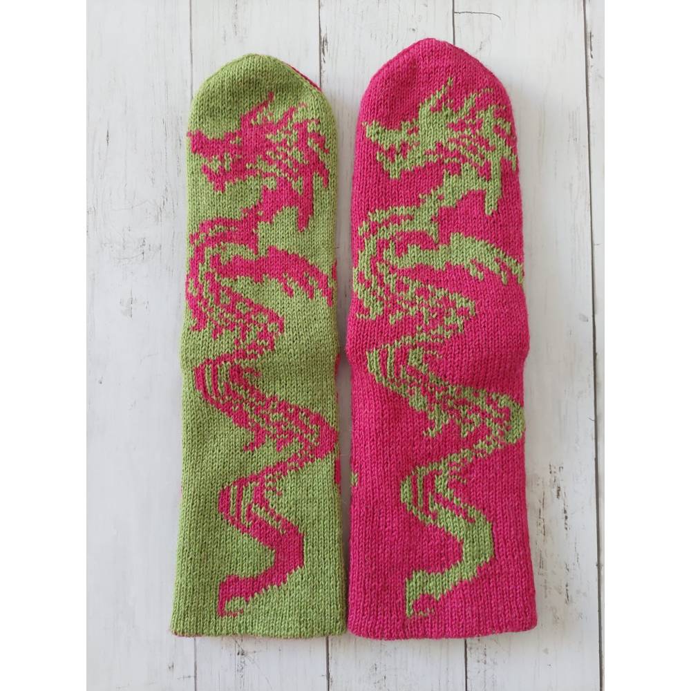 DragonFire Socks Strickanleitung – Doubleface Socken für warme Füße Bild 8