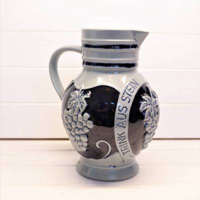 Vintage Krug Weinkrug Bembel 1Liter Blau Grau Keramik Weintrauben Sommer Picknick Weinbecher