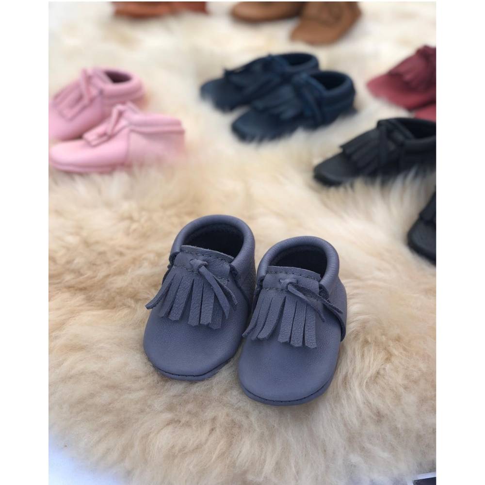 Lauflernschuhe mit Namen, Babymokassins, Lederpuschen, Geschenk für schwangere Freundin, Geschenk Babyparty, Bild 10