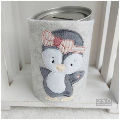 Spardose mit bestickter hellgrauer Filzhülle 'Pinguinmädchen', personalisierbar