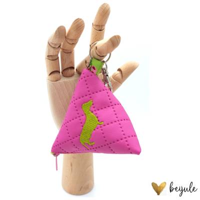 Pyramidentäschchen mit Dackel