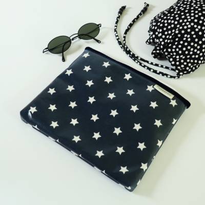 Große Kosmetiktasche praktisch als Nasstasche Sterne - Tasche für Reisepass, Shampoo etc.