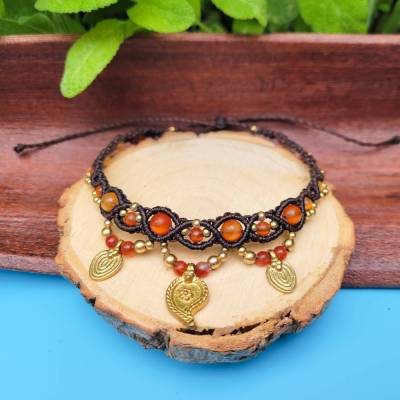 Orientalisches Makramee Fußkettchen/ Oberarmband mit Karneol, Messing-Anhängern und -perlen