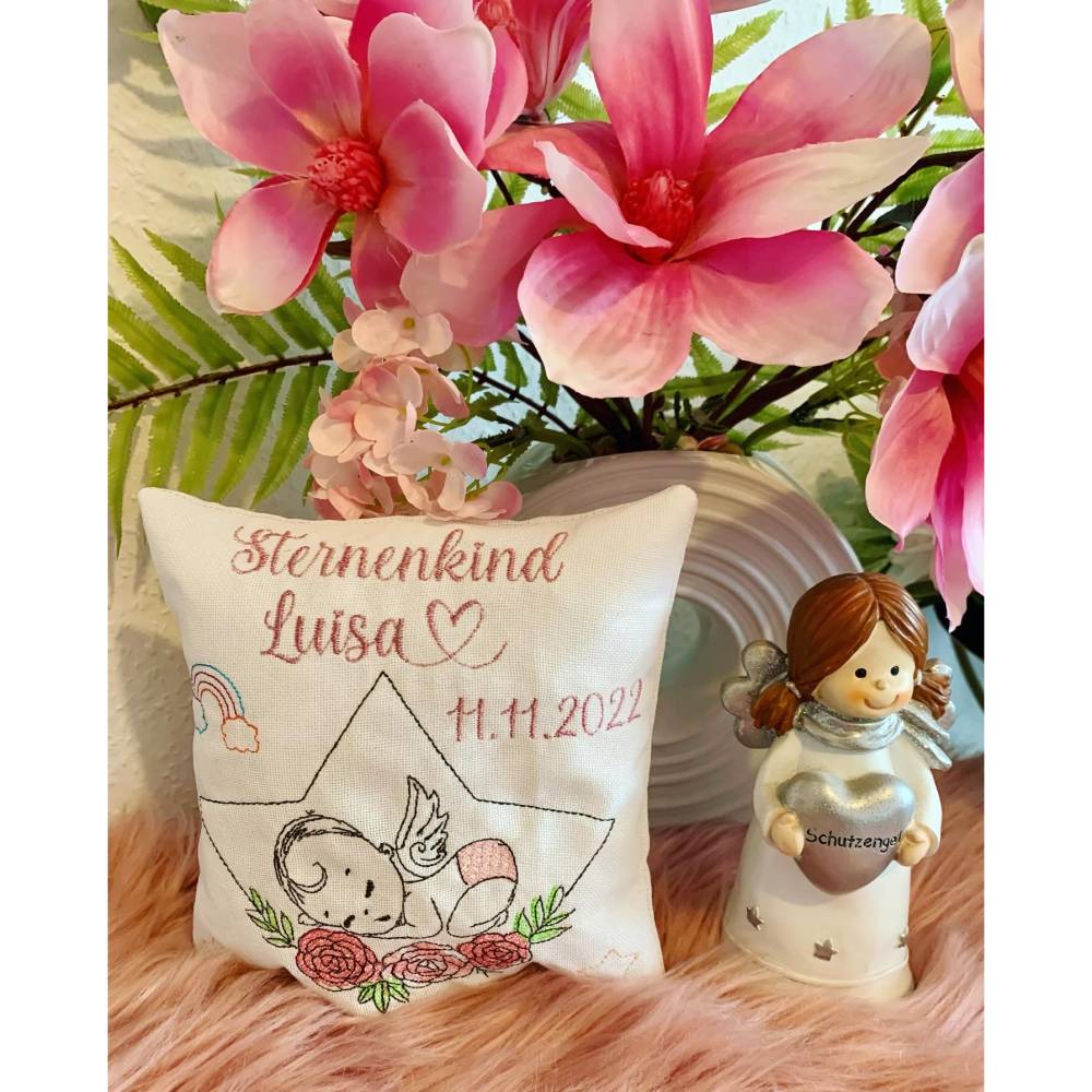 Stickdatei Sternenkind Lineare Art  Engel, mit Blumen, Stern Herz Bild 2