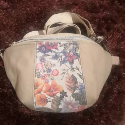 T-SB0024 Echtleder-Bodybag Slingbag Bauchtasche beige-geblümt -handmade