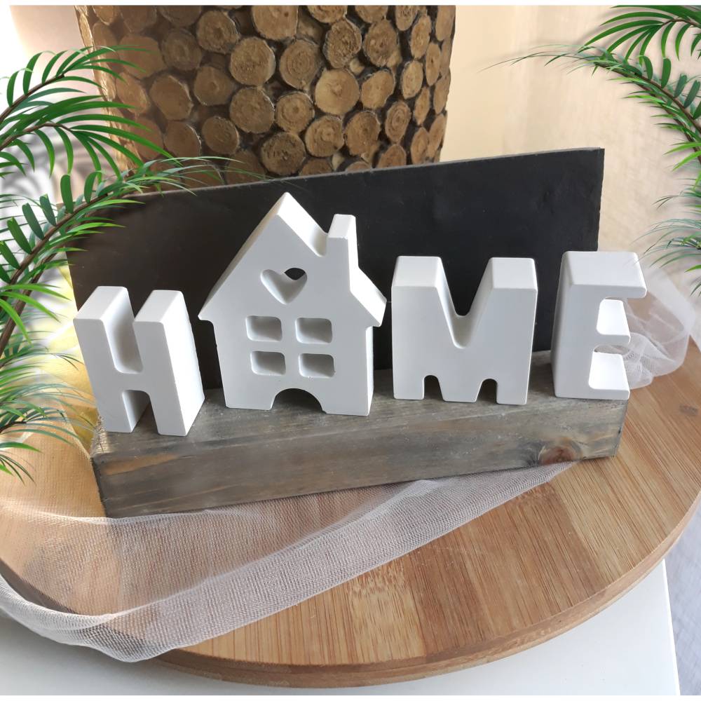 Buchstaben Deko Schriftzug Home | Betondeko Zuhause | Geschenk zum Einzug |  Beton Buchstaben auf Holzsockel | Vintage