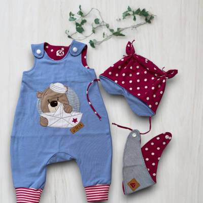 Maritimes Newbornset in Pink & Blau mit Teddy & Segelboot – Strampler, Mütze & Halstuch, handgefertigt