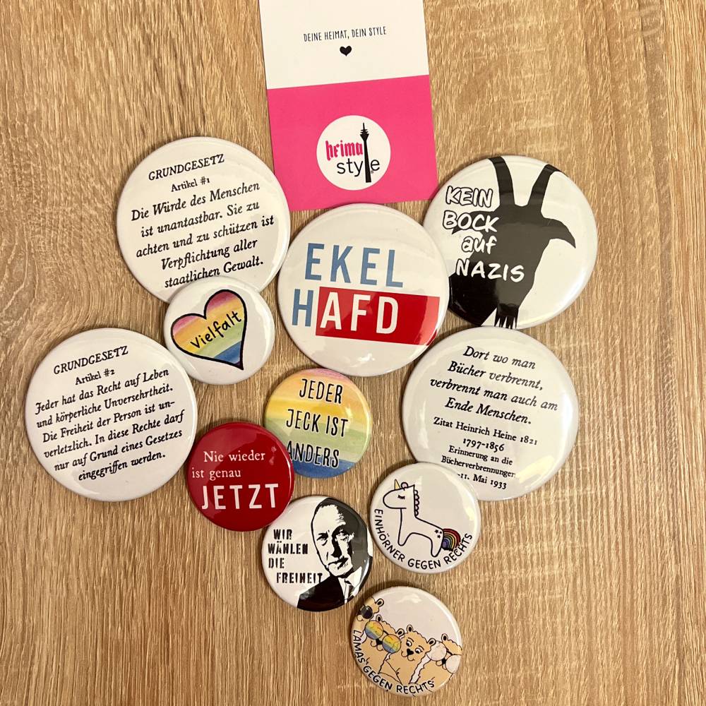 Lamas gegen Rechts Button in 3 Größen nach Wahl Bild 8