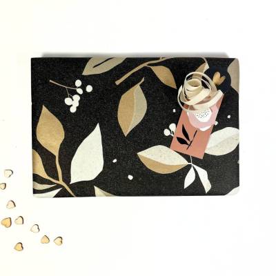 Geschenkpapier FLORAL SCHWARZ aus Graspapier 3m nachhaltiges Packpapier Rolle 50cm breit 