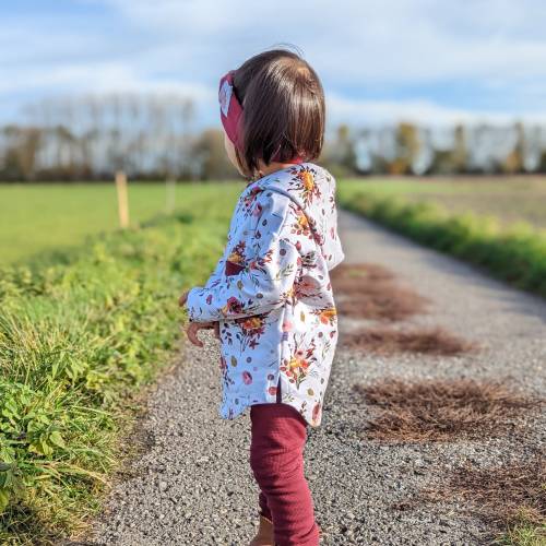 Sweater Blumen mit Kapuze