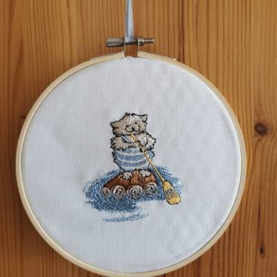 Stickbild "Bär auf Floss" von Motiv von acufactum