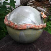 Keramikkugel mit Schlange Keramikarbeit Schlangenkugel frostfeste Gartenkeramik