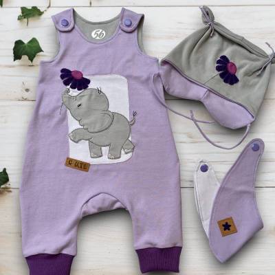 Handgefertigtes Newbornset: Fliederfarbener Strampler mit Elefant & Blume – Ideales Geschenk zur Geburt