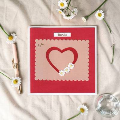 Handgefertigte Glückwunschkarte Gänseblümchen Herz Danke – Klappkarte mit Umschlag & Einlegeblatt, Unikat, 16x16 cm