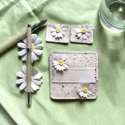 72-teiliges DIY Set zur Kartengestaltung – Gänseblümchen, handgeschöpftes Papier & Scrapbooking
