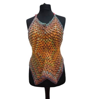 Sommertop rückenfrei, Crop Top, Strandtop handgehäkelt, Größe 36-40