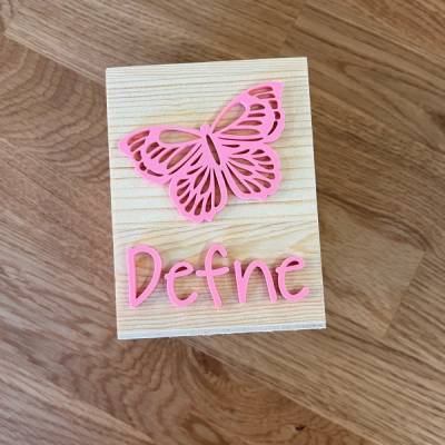 Personalisierter Stiftehalter Schmetterling mit Namen