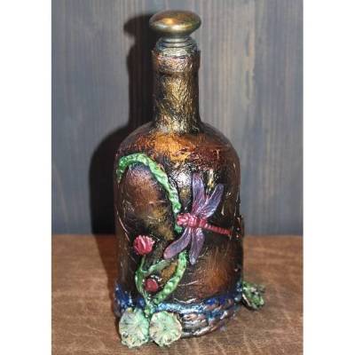 Dekoflasche Wohndekoration LIBELLEN AM WASSER Upcycling Flasche Flaschenkunst Dekoration Collage Deko Kunst