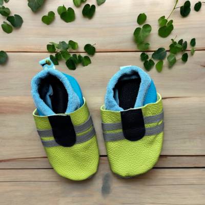 Lederpuschen Gr. 20/21 – Bioleder Krabbelschuhe handgefertigt für Kinder
