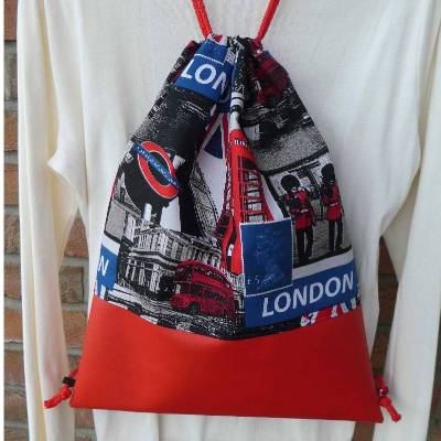 Genähter Rucksackbeutel - rot, blau, schwarz, grau - Motiv: London