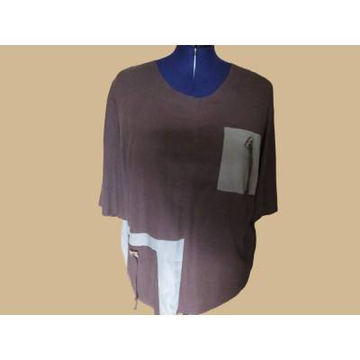 Schlupfbluse " Landliebe ", mit angedeuteten Taschen und Holzknöpfen, Größe 50/52