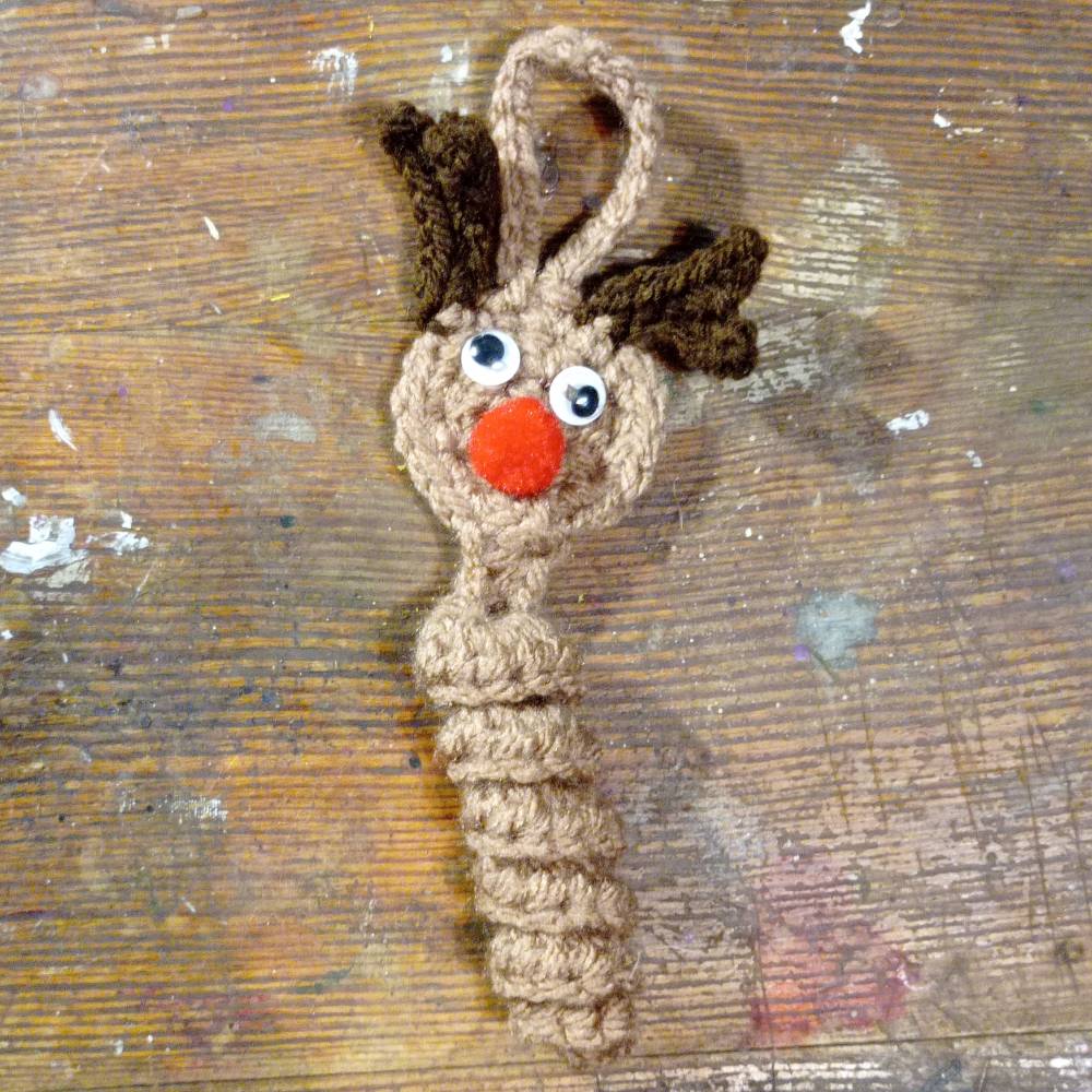 Zwei Häkelanleitungen, Weihnachtsmann und Rentier Glückswürmchen Bild 2