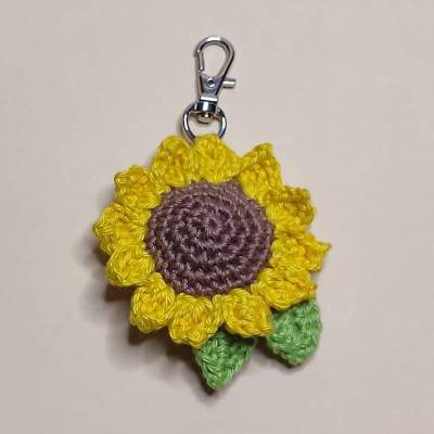 Süße gehäkelte Sonnenblume, Baumwolle, Amigurumi Blume, Kawaii Blume, Sommer, Schlüsselanhänger, gehäkelte Sonnenblume