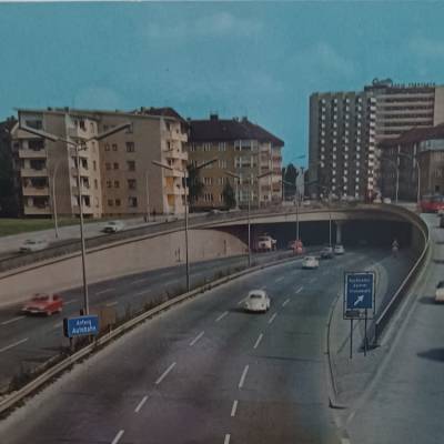 Postkarte -  Berlin  Stadtautobahn - beschrieben vom  26.8.81