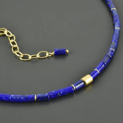 Zarte edle Edelsteinkette mit Lapislazuli-Röhrchen und vergoldetem 925er Silber - Geschenk Hochzeitstag dunkelblau