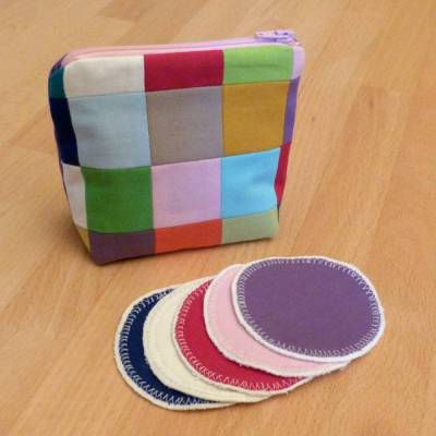 Zero Waste: Schminktäschchen mit 5 Kosmetikpads, Patchwork bunt aus Biobaumwolle, Handarbeit