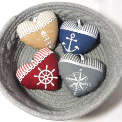 maritimes Stoffherz Anhänger Taschenbaumler Geschenk Schlüsselanhänger Dekoration gestickt Anker Leuchtturm Steuerrad
