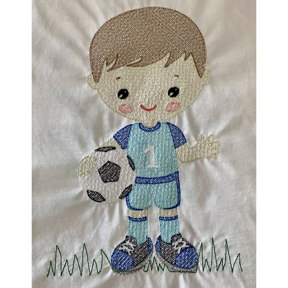 Stickdatei Fußball, Junge mit Ball in 3 Größen, Set 959 Bild 3