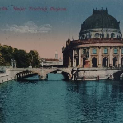 Postkarte -  Berlin  Kaiser Friedrich Museum  vom  13.8.17