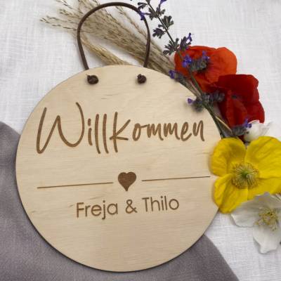 Holzschild, Türschild, Familienschild aus Holz "Herzlich Willkommen", personalisierbar mit Namen, 100% FSC