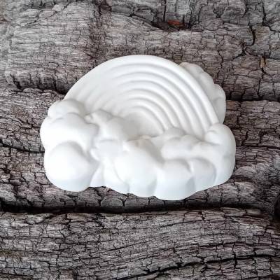 Kleiner Regenbogen auf Wolken für Gedenkecke oder Grabschmuck zum selbst bemalen (Kunststein)