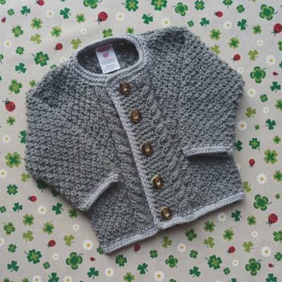 Trachtenjacke Größe 80/86 grau Junge Pullover Zopfmuster Janker Taufkleidung Erstergeburtstag Taufgeschenk